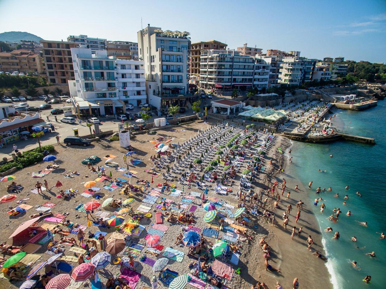 Apartments Sidro Dobra Voda Bagian luar foto